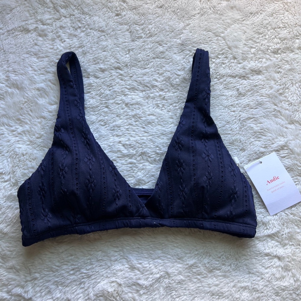 Andie Swim The Belmar Bikini Top Navy Blue Eyelet Floral AT222 Women's XS NEW
